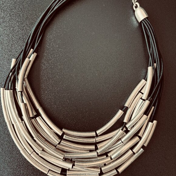 FICELLE Necklace - Picture 2 of 7